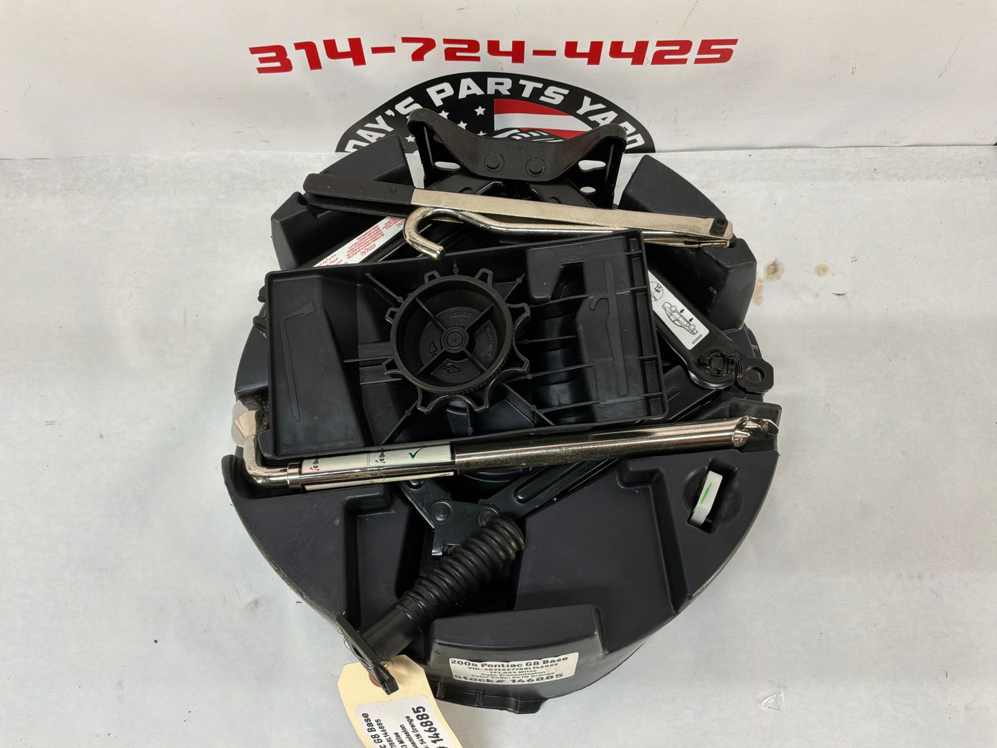2008 Pontiac G8 Base Spare Tire Jack Tool Kit OEM