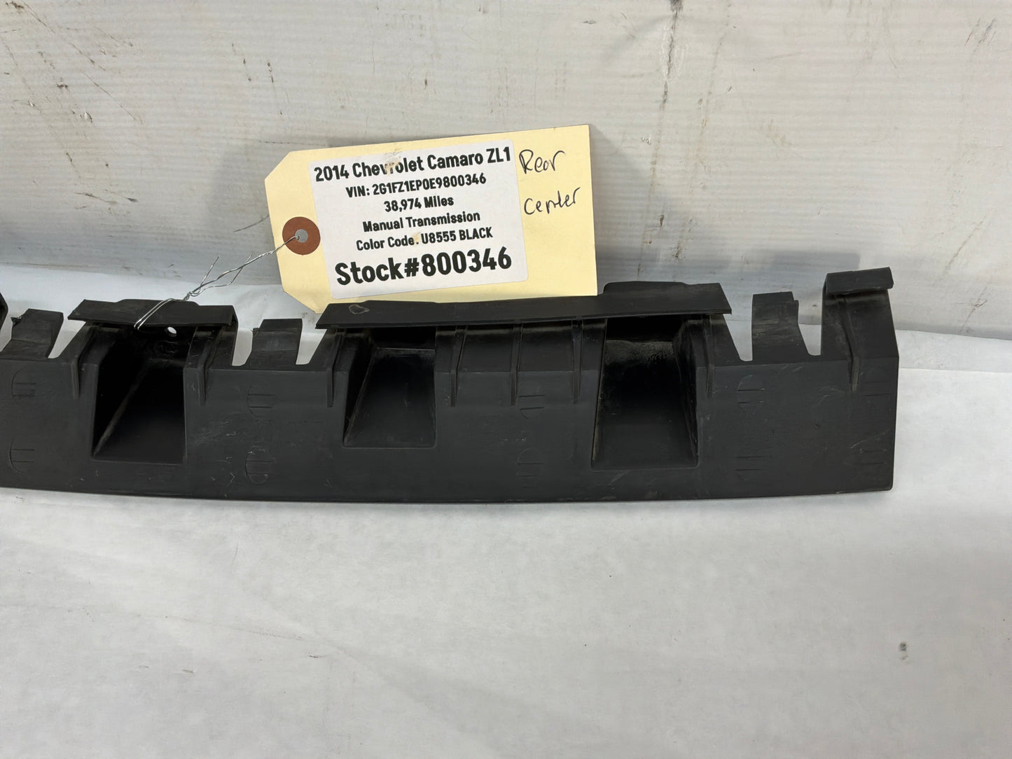 2014 Chevy Camaro ZL1 Rear Bumper Fascia Upper Center Support Bracket Mount OEM