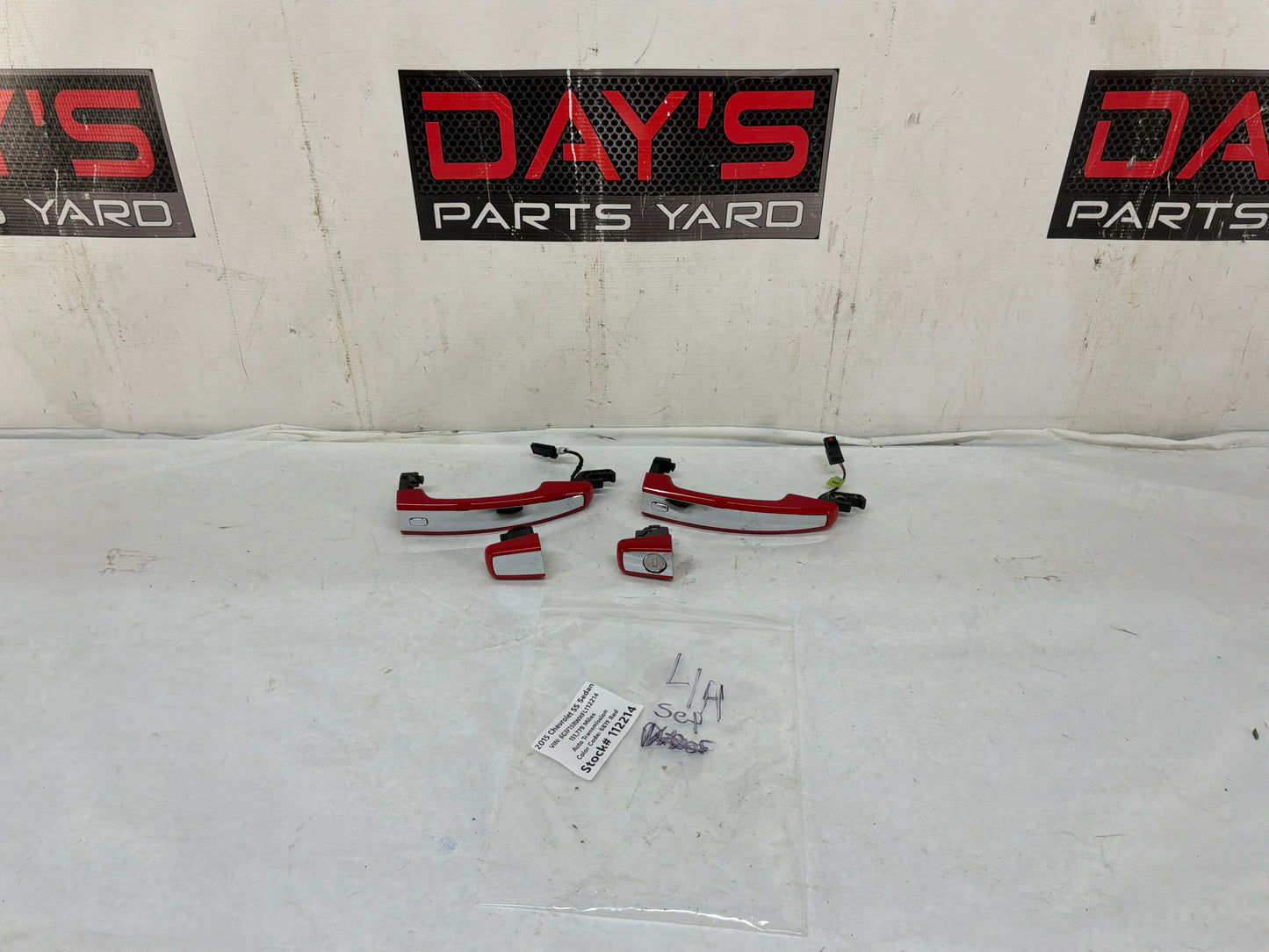 2015 Chevy SS Sedan LH Driver Door Exterior Handles Front and Rear OEM