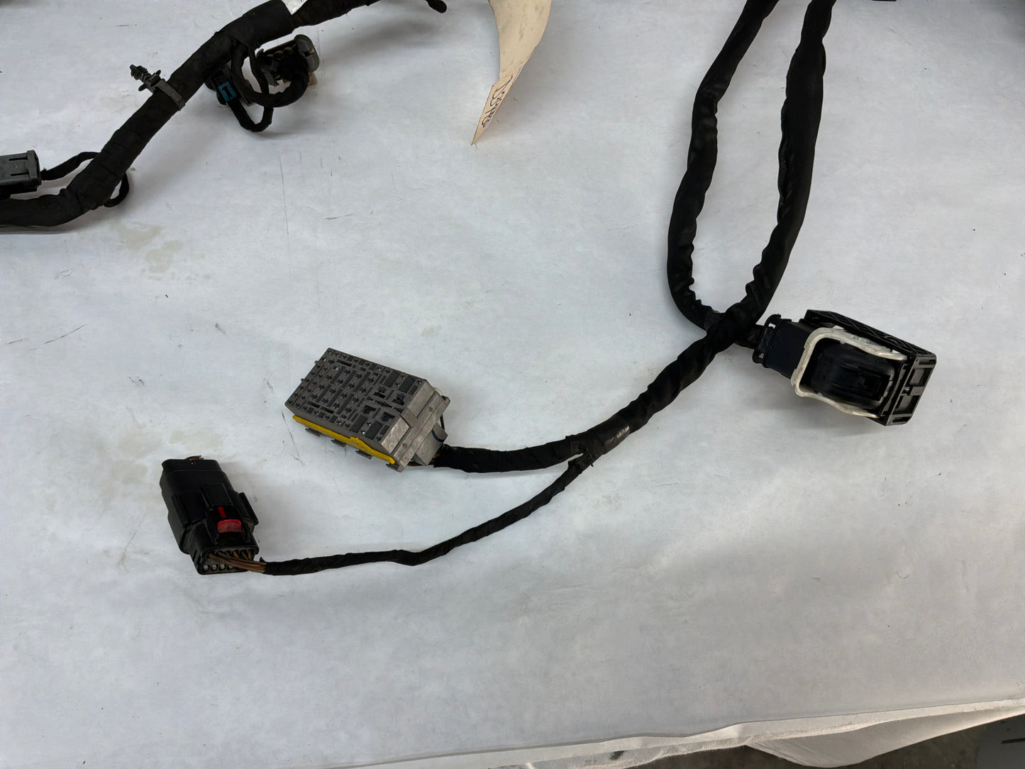 Engine transmission wire harness - Day's Parts Yard