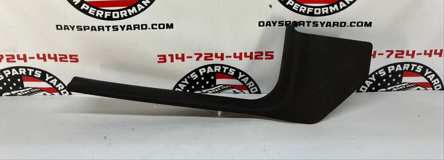 2006 Cadillac CTS-V RH Passenger Front Sill Kick Plate Trim OEM