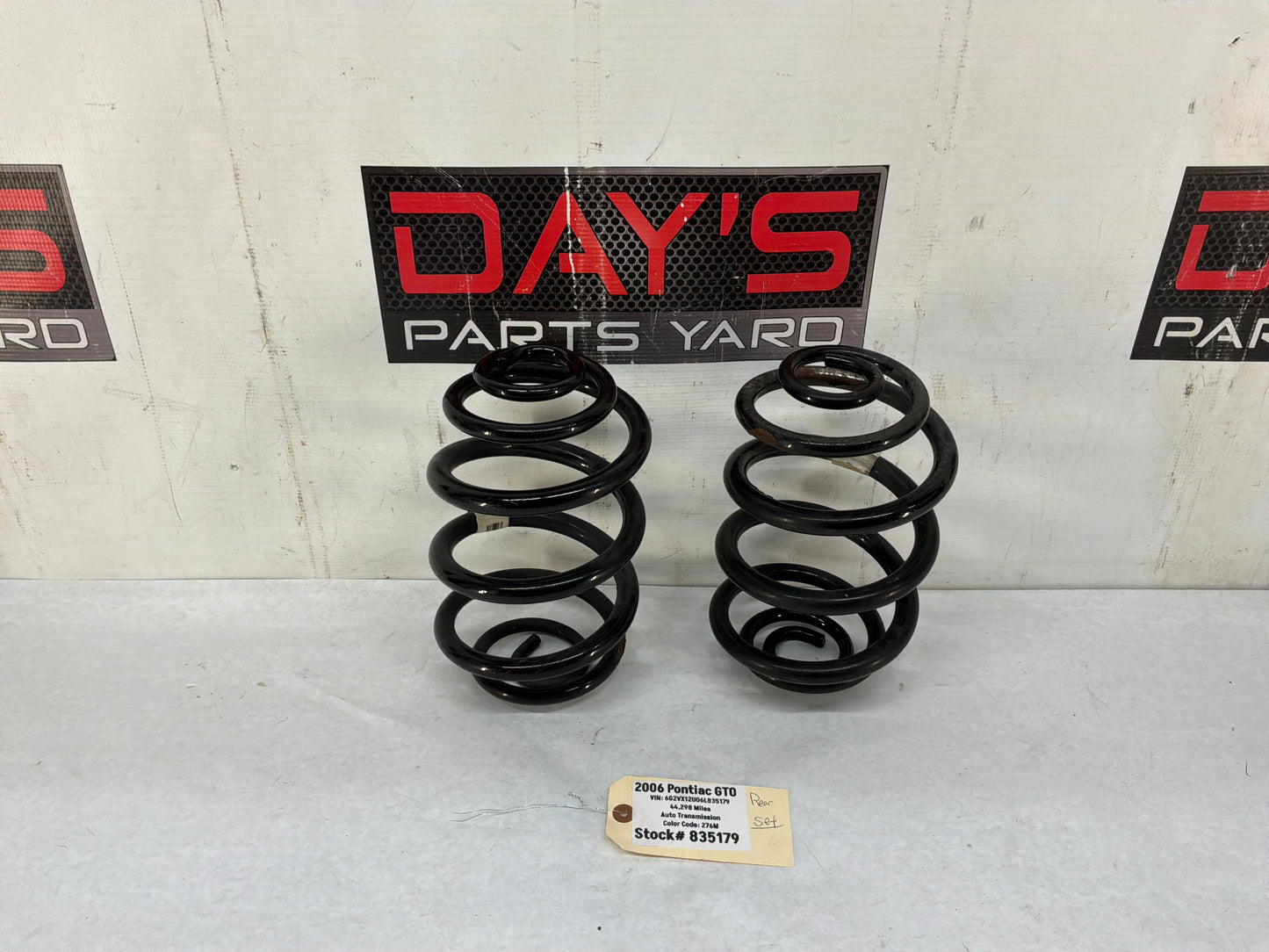 2006 Pontiac GTO Rear Coil Springs RH & LH OEM