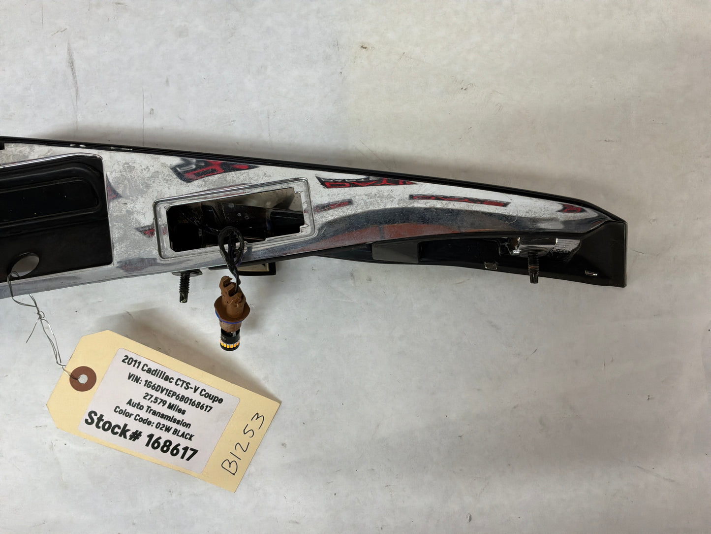 2011 Cadillac CTS-V Coupe Trunk Deck Lid Applique Insert Molding Trim Camera OEM