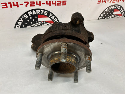 2005 Pontiac GTO LH Driver Front Suspension Spindle Hub Knuckle Assembly OEM