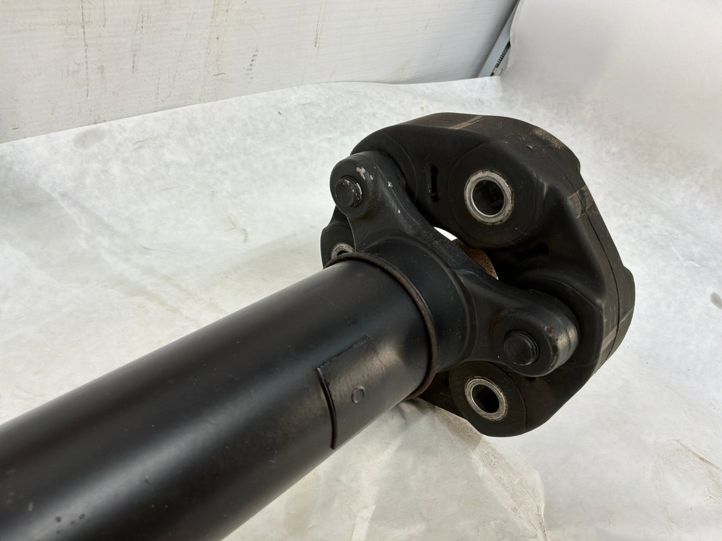 2013 Chevy Camaro ZL1 Driveshaft Drive Propeller Shaft Line OEM