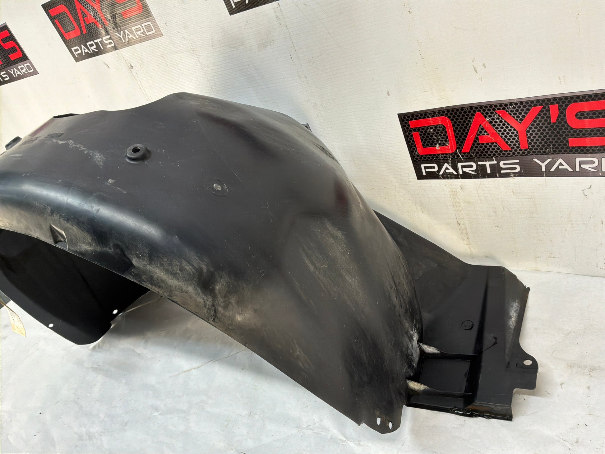 2017 Chevy Caprice PPV LH Driver Front Fender Wheel Well Liner House OEM - Day's Parts Yard