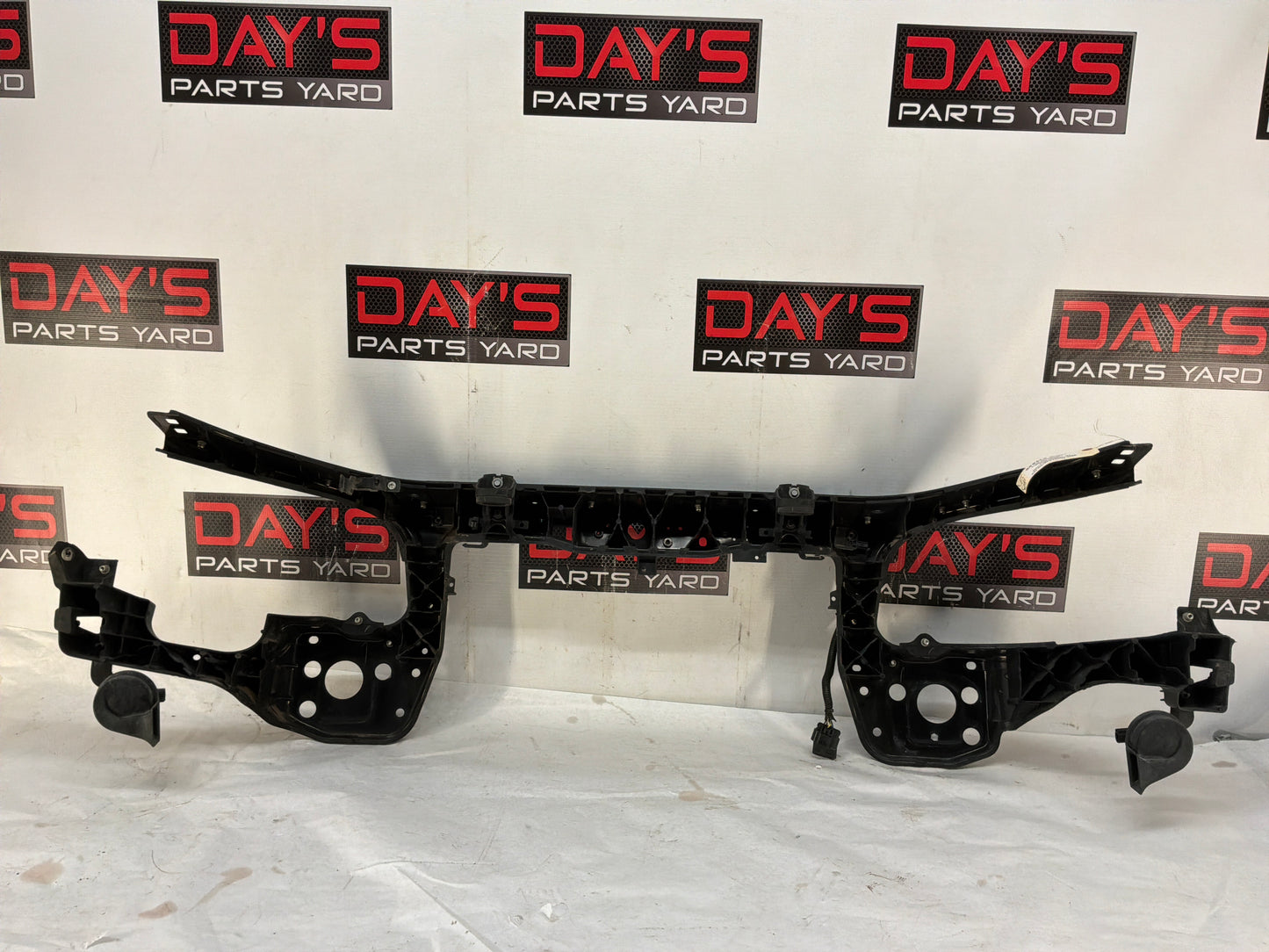 2016 Chevy Caprice PPV Front Radiator Core Support Bracket Brace OEM