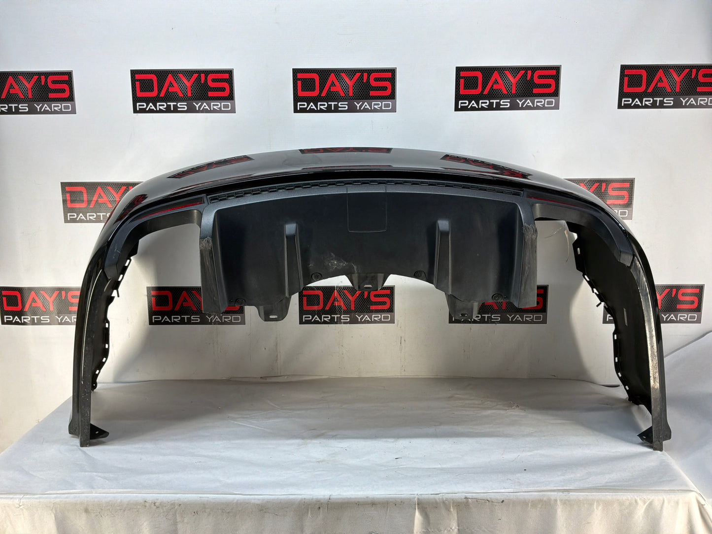 2008 Pontiac G8 GT Rear Bumper Cover w/ Valance Black OEM