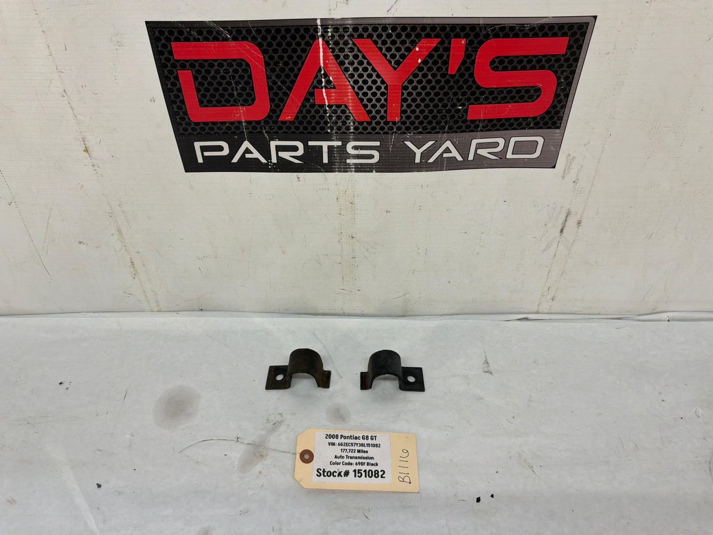 2008 Pontiac G8 GT Rear Suspension Stabilizer Sway Bar Brackets Clamps OEM