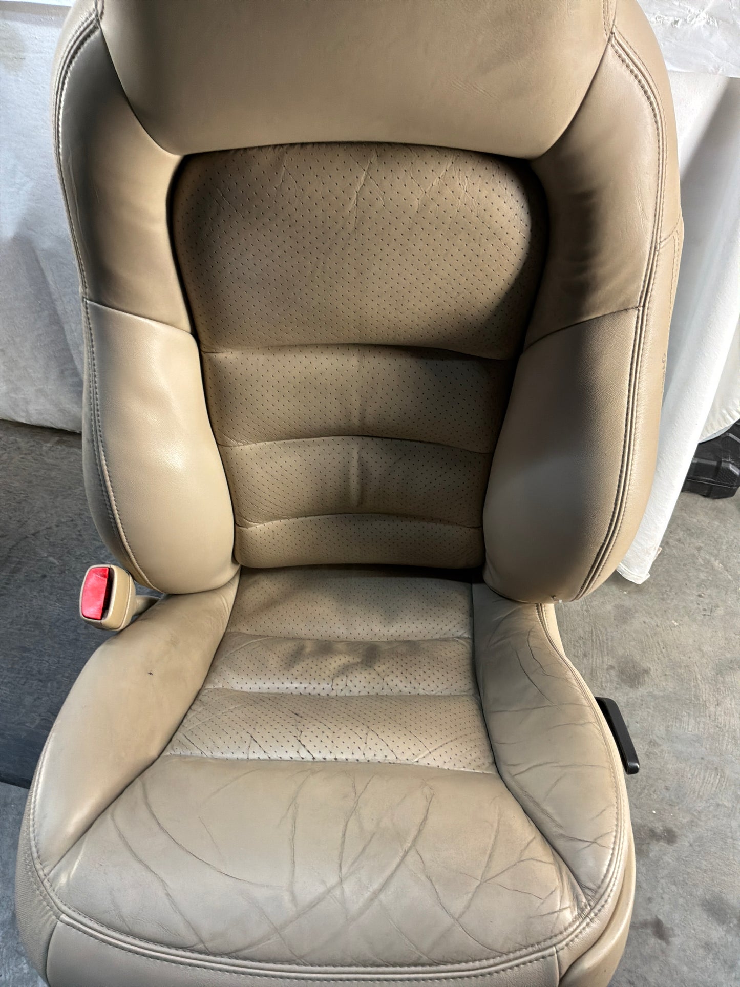 Seats - Day's Parts Yard