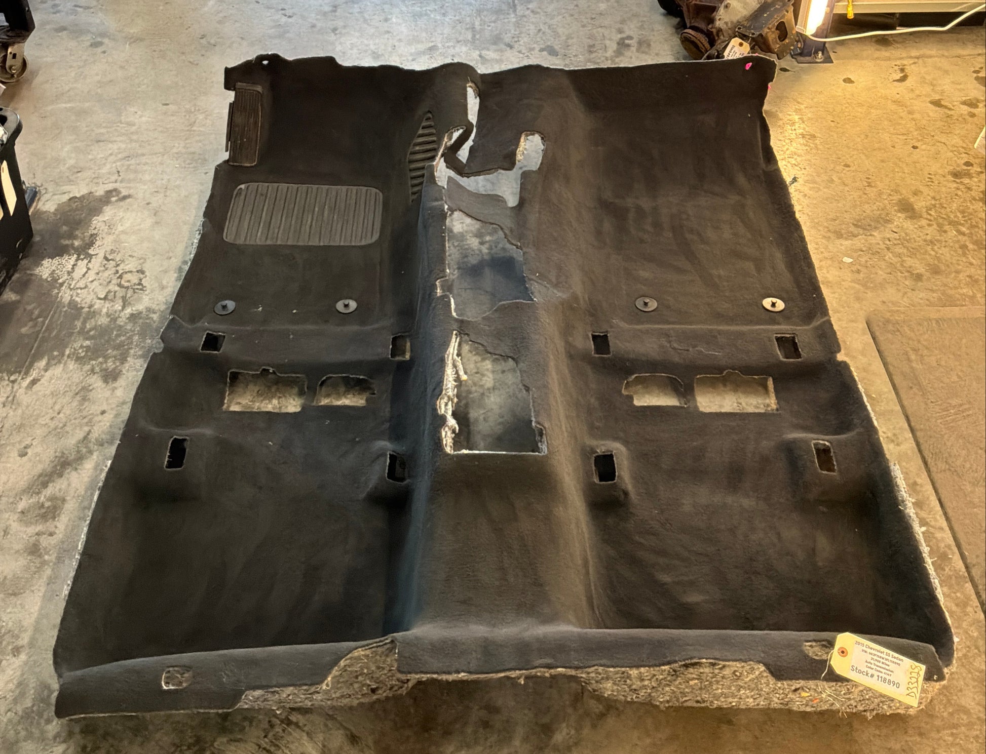 Complete carpet - Day's Parts Yard