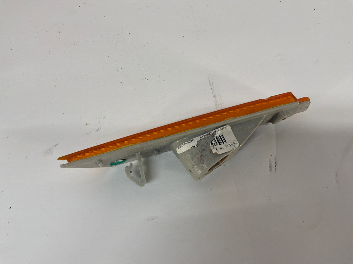 2013 Chevy Camaro ZL1 RH & LH Front Marker Lights OEM