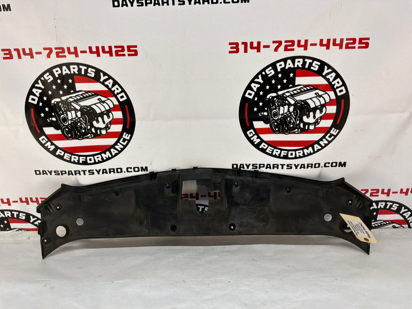 2014 Chevy SS Sedan Radiator Core Support Grille Cover Sight Shield OEM