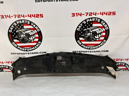 2014 Chevy SS Sedan Radiator Core Support Grille Cover Sight Shield OEM