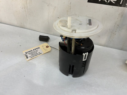 2008 Pontiac G8 GT Gas Fuel Pump Level Sending Unit Assembly OEM