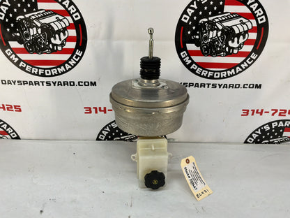 2016 Chevy Caprice PPV Brake Booster Master Cylinder Reservoir Assembly OEM