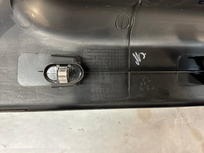 2016 Chevy Caprice PPV LH Driver Rear Door Carpet Retainer Sill Trim Panel Molding OEM