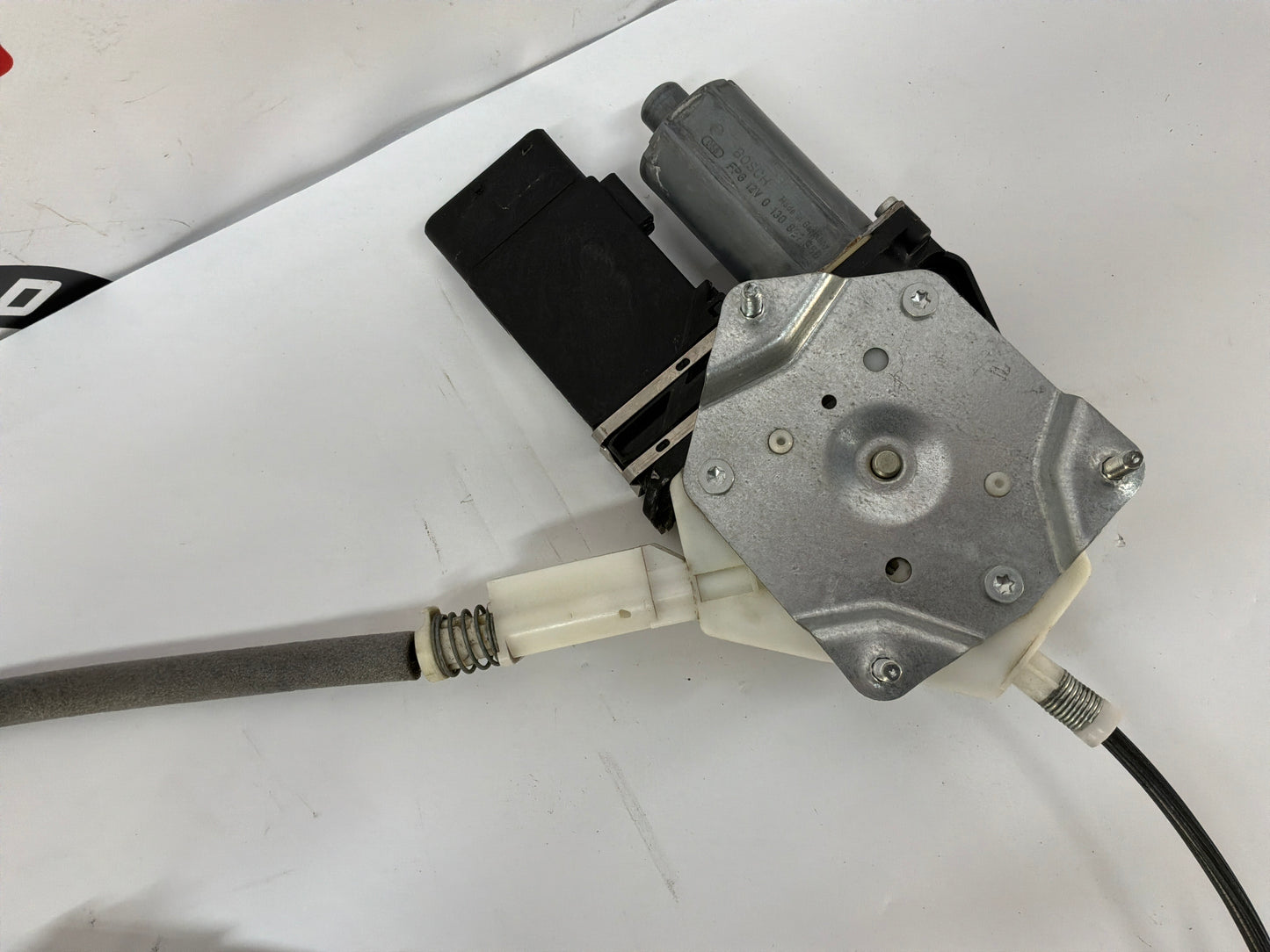 2007 Chevy C6 Corvette Convertible RH Passenger Front Window Regulator w/ Motor OEM