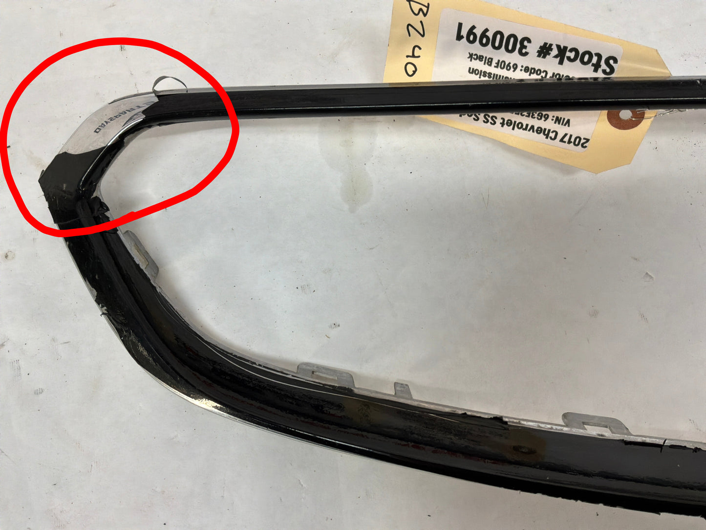 2017 Chevy SS Sedan Front Bumper Upper Grille Trim Black OEM