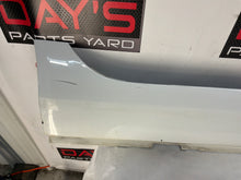 Rh rocker - Day's Parts Yard
