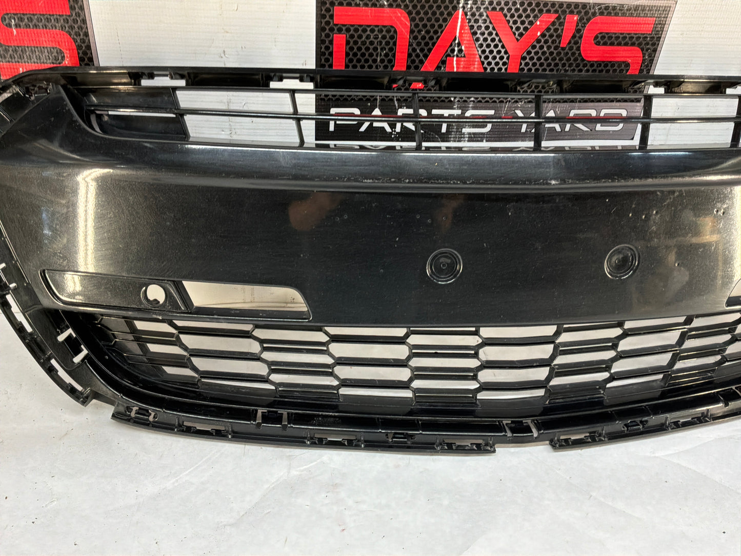 2017 Chevy SS Sedan Front Bumper Lower Grille OEM