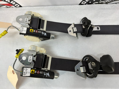 2015 Chevy Camaro SS 1LE RH & LH Front Seat Belts Seatbelts Retractors OEM