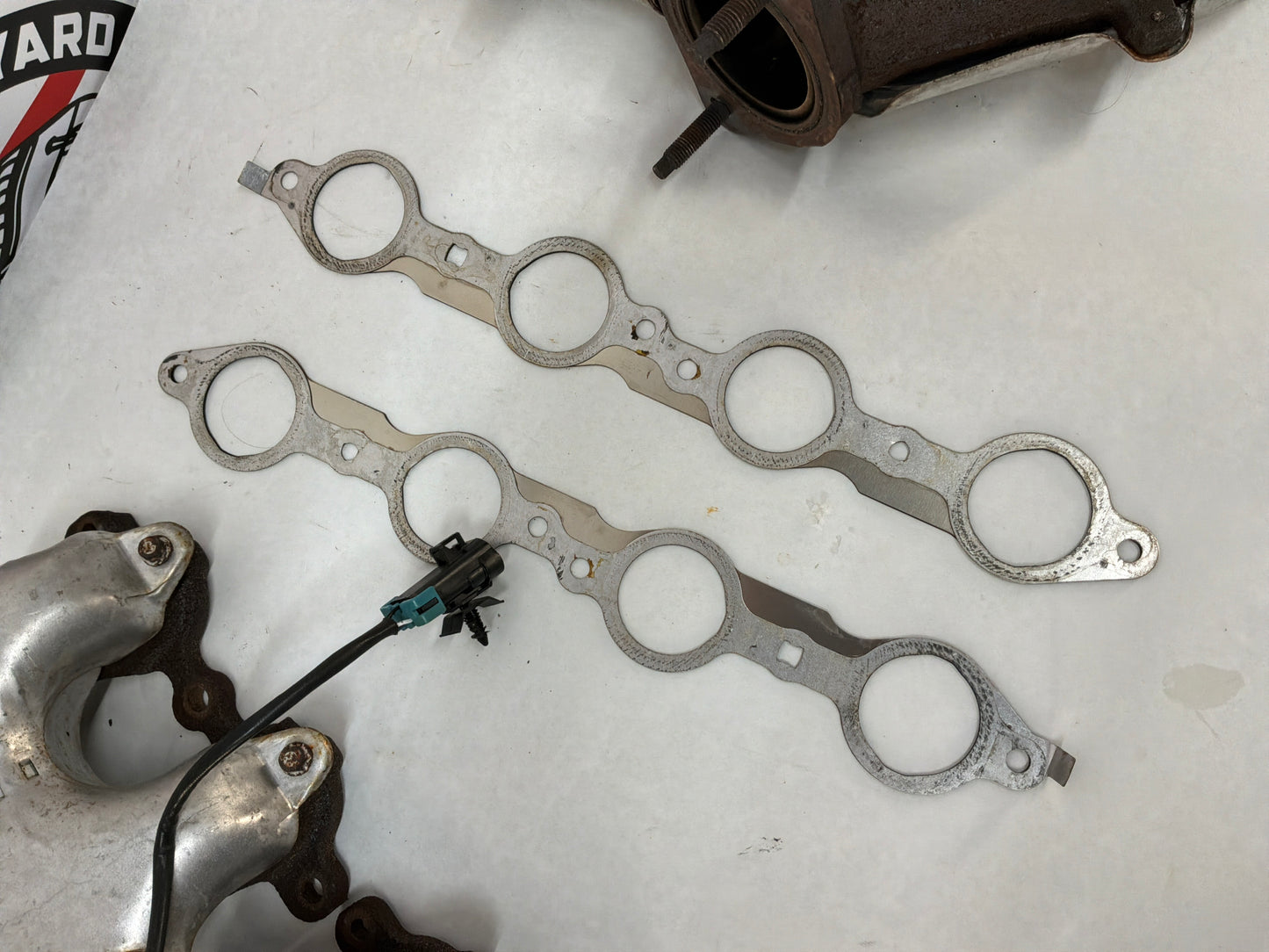 2007 C6 Corvette Convertible RH & LH Exhaust Manifolds OEM