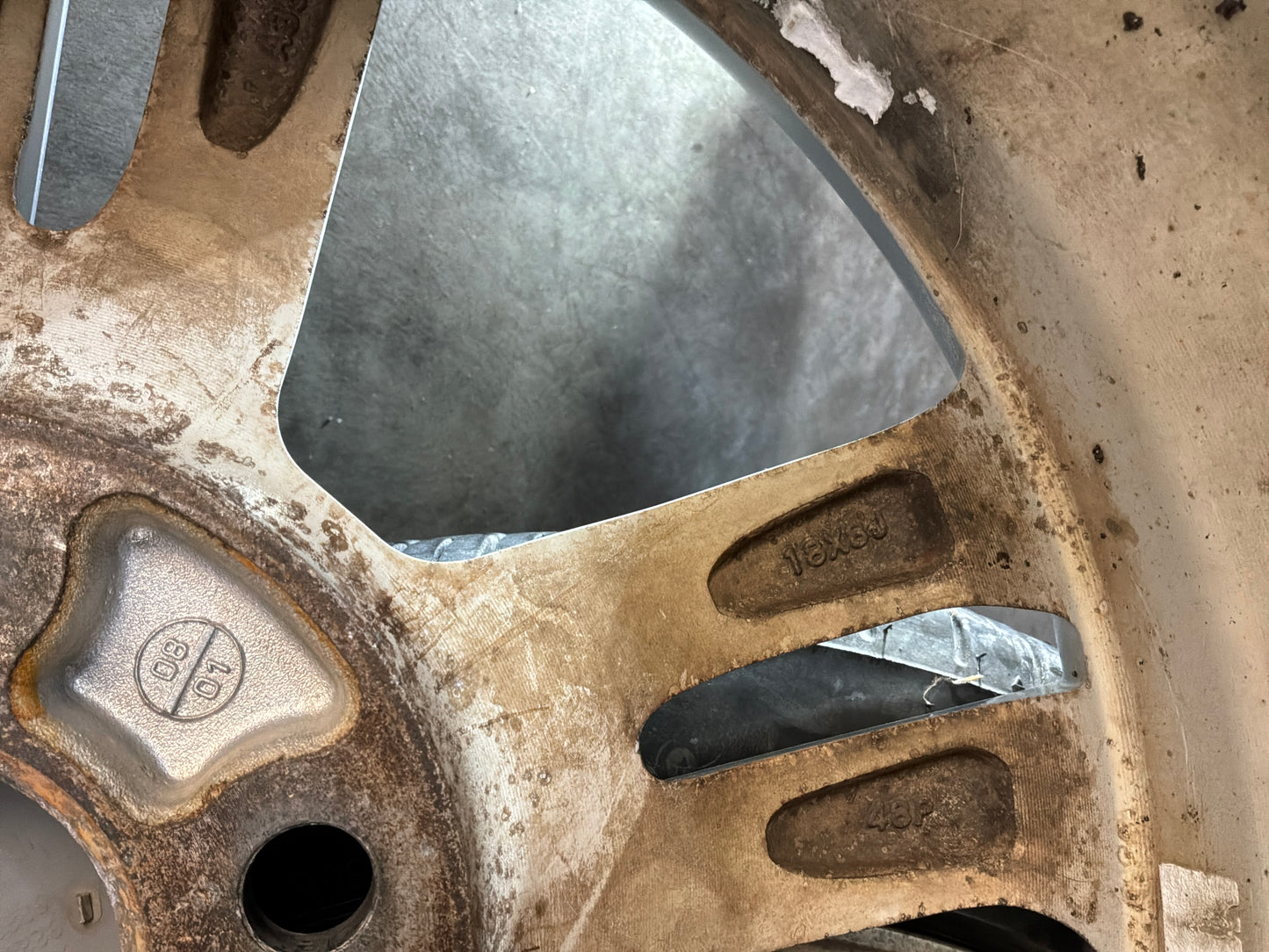 Wheels and tire - Day's Parts Yard