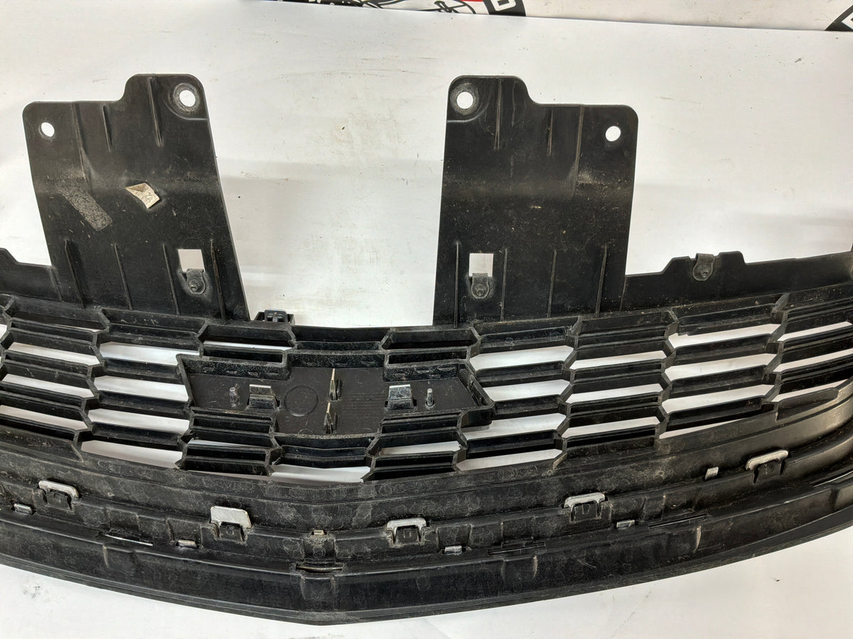 2017 Chevy SS Sedan Front Upper Grille OEM Damaged