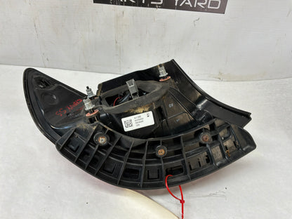 Taillight - Day's Parts Yard