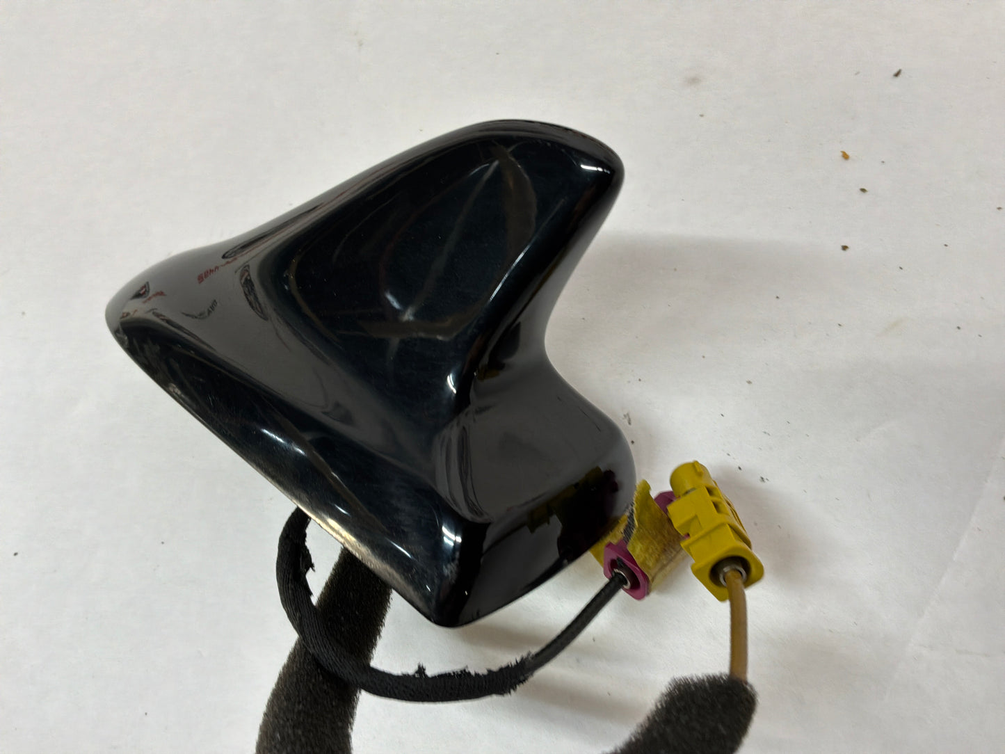 2015 Chevy Camaro SS 1LE Shark Fin Radio Antenna OEM