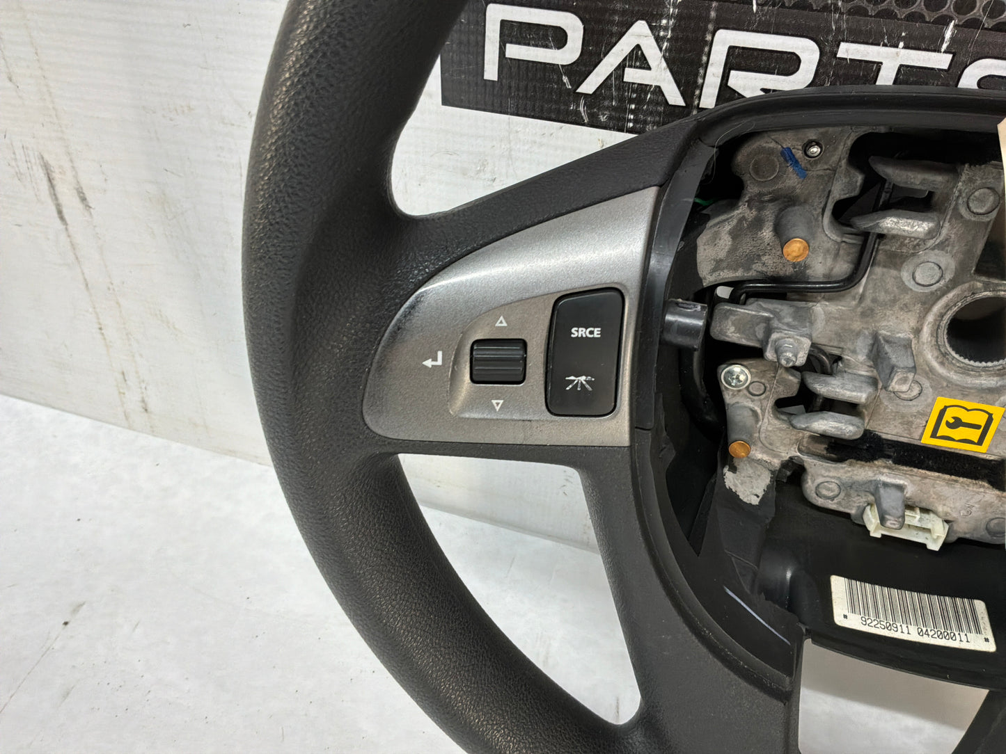 Steering wheel - Day's Parts Yard