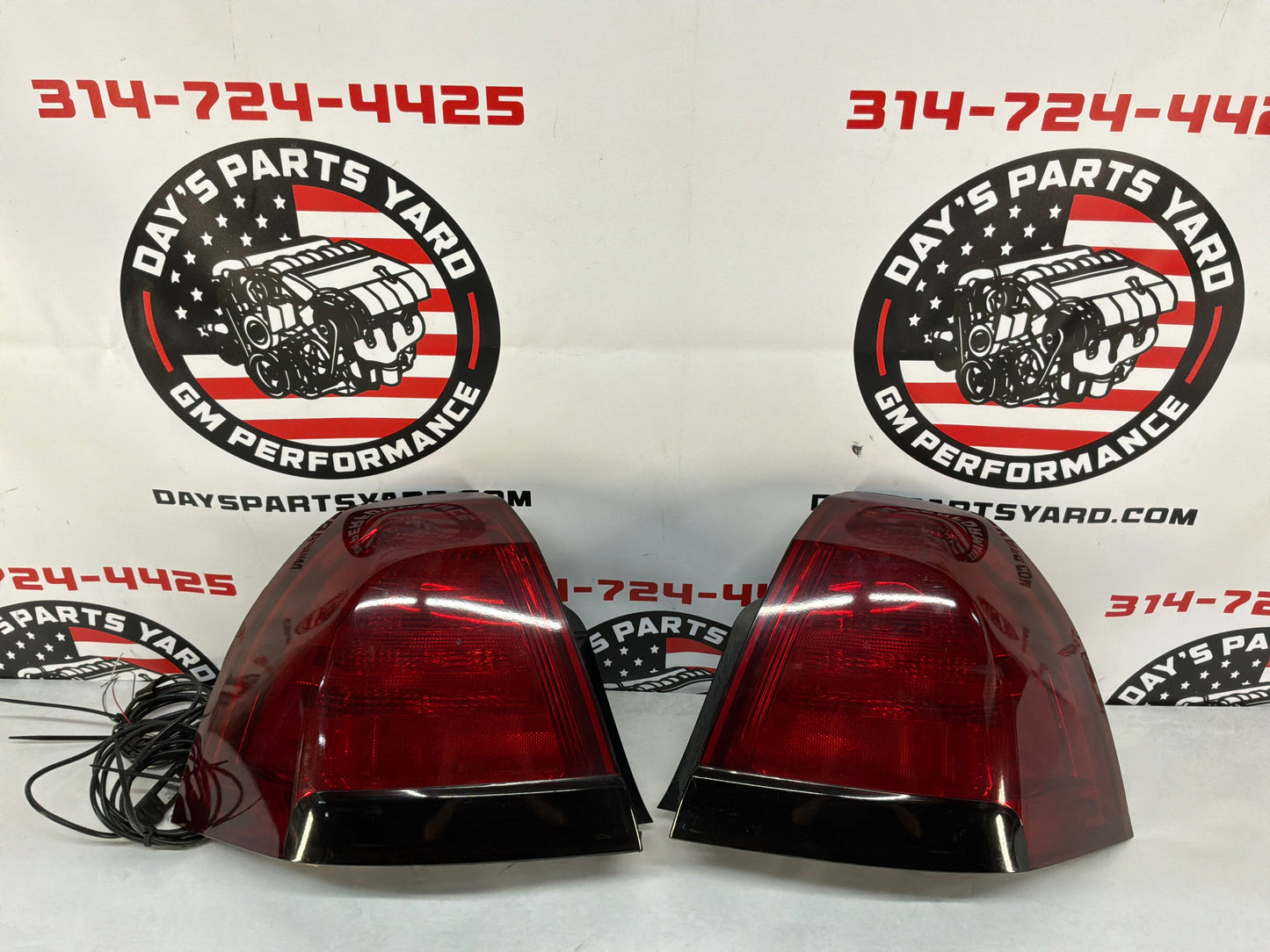 PAIR 2016 Chevy Caprice PPV RH Passenger Tail Light Taillight Lamp OEM