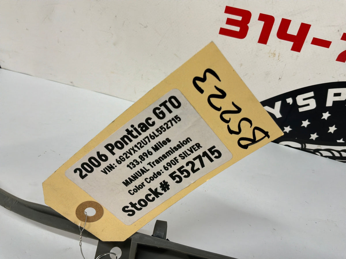 2006 Pontiac GTO Rear Bumper Brackets Guides Set 3 Piece OEM