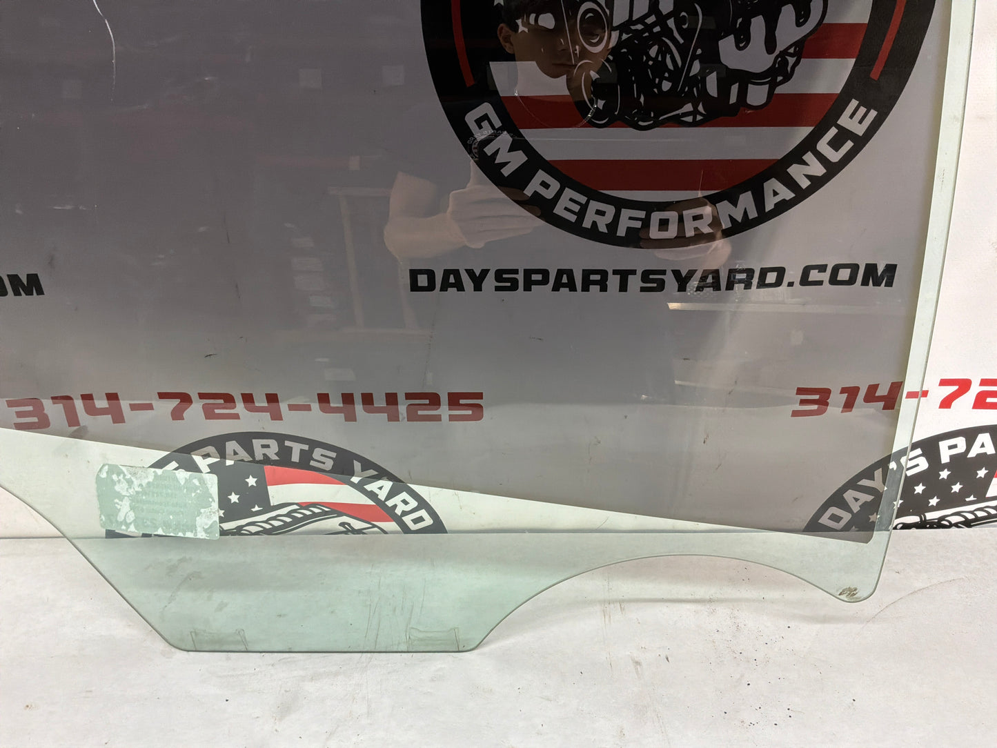 2016 Chevy Caprice PPV RH Passenger Rear Door Window Glass OEM