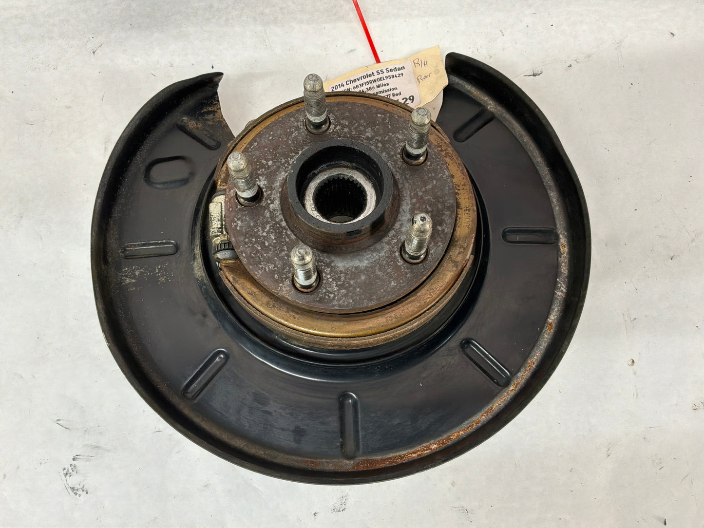 2014 Chevy SS Sedan RH Passenger Rear Suspension Spindle Hub Knuckle Wheel Bearing OEM