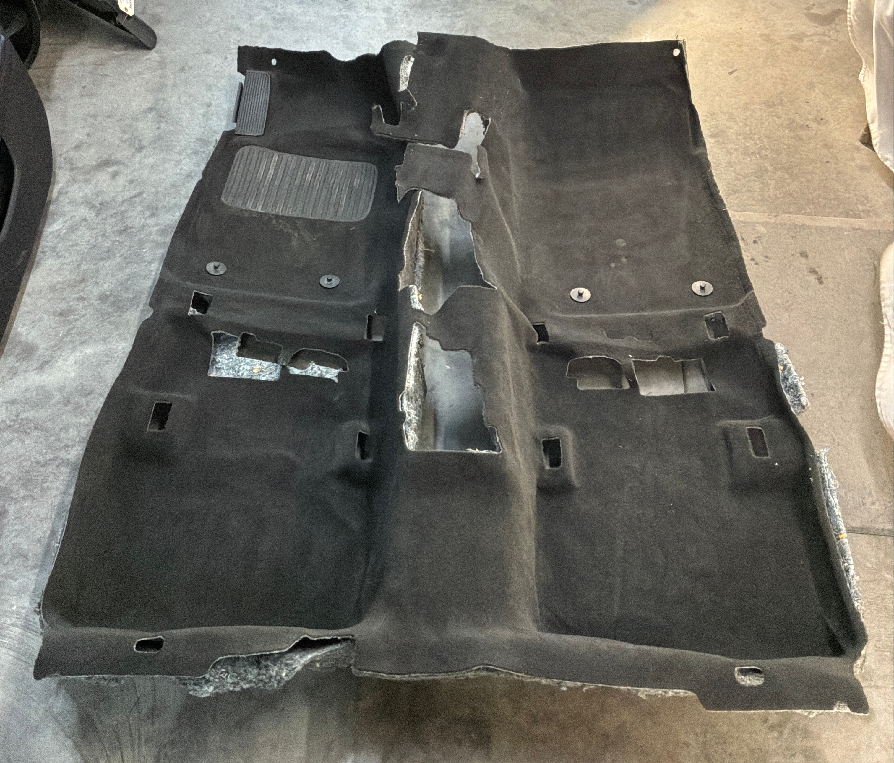 2017 Chevy SS Sedan Complete Floor Carpet OEM | Day's Parts Yard