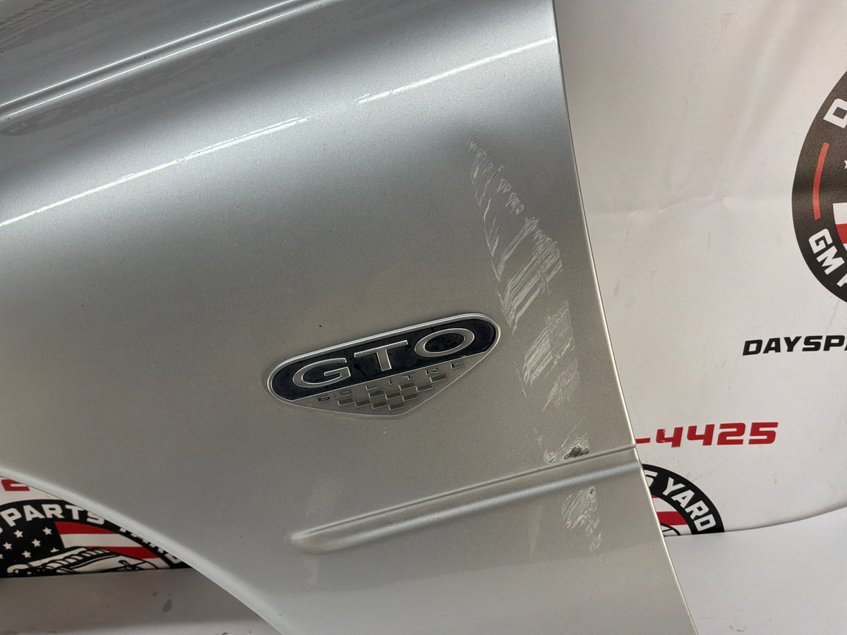 2006 Pontiac GTO LH Driver Front Fender Silver OEM