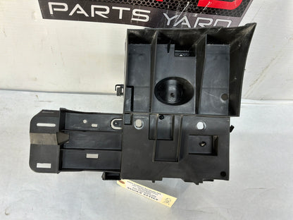 2002 Cadillac Escalade EXT Engine Wiring Harness Fuse Box Bracket OEM