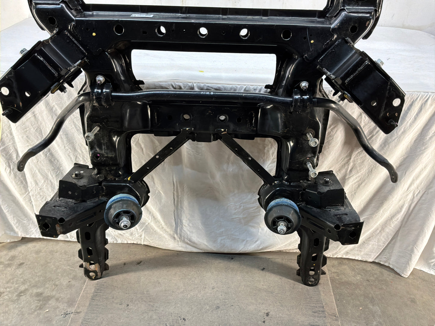 Front cradle - Day's Parts Yard