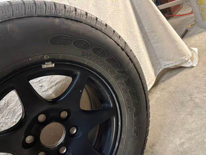 2012 Chevy Avalanche Goodyear Spare Tire 265/70R17