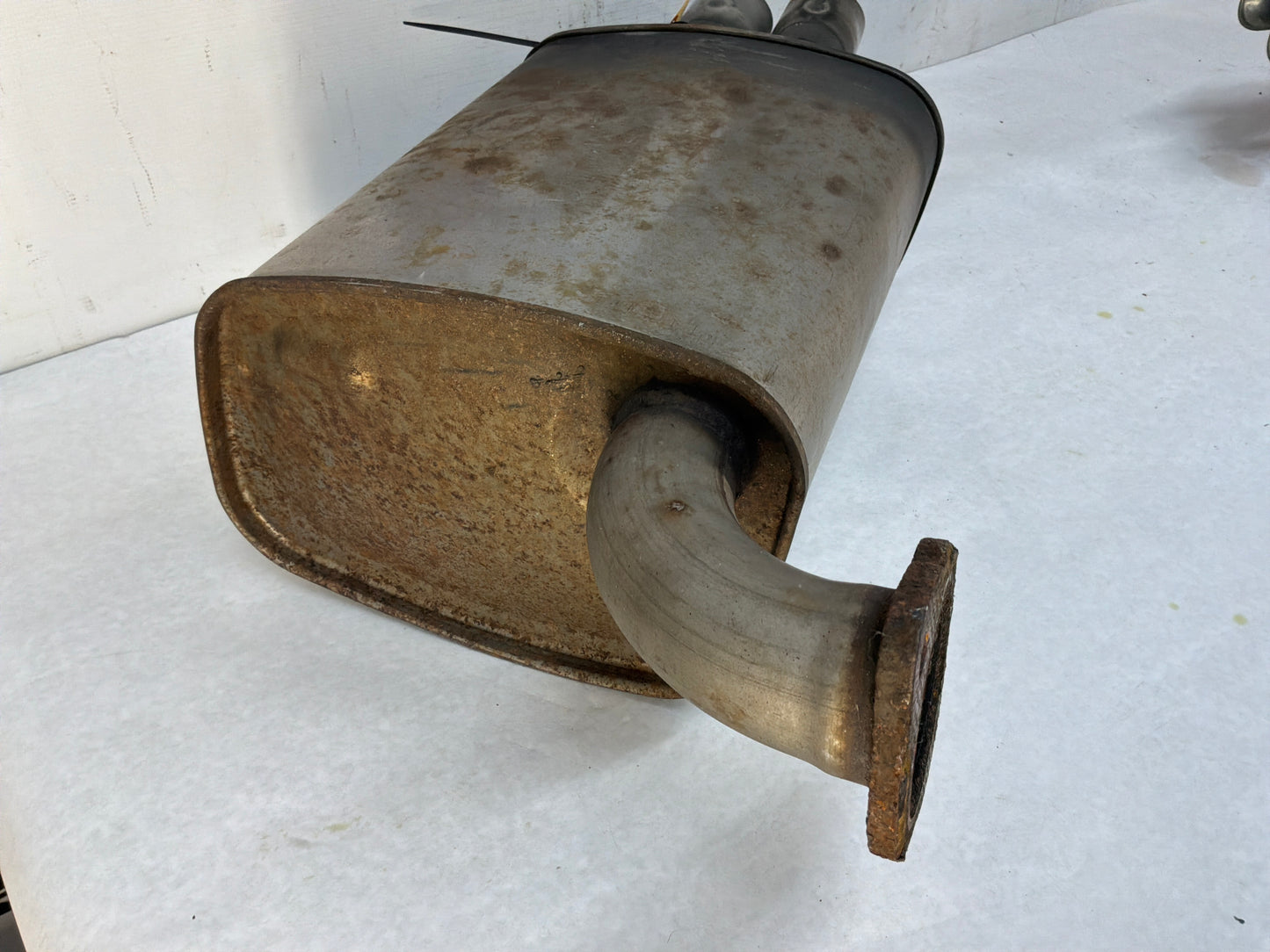 2008 Pontiac G8 GT Factory OEM Exhaust Mufflers Dual Tip OEM