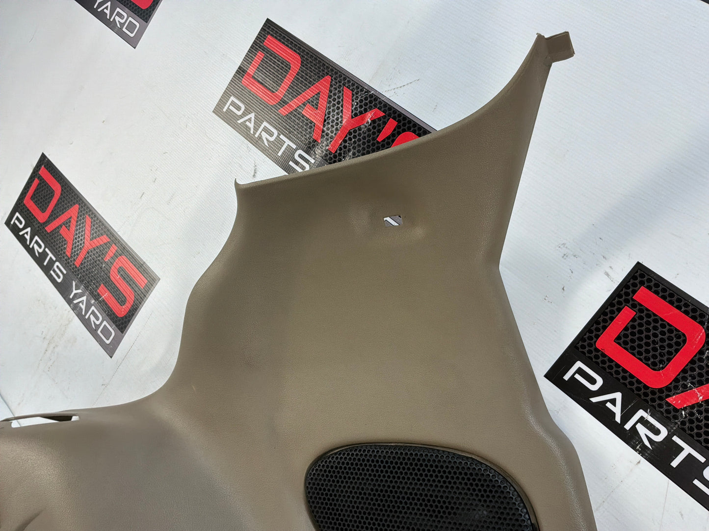 Lh rear door panel - Day's Parts Yard