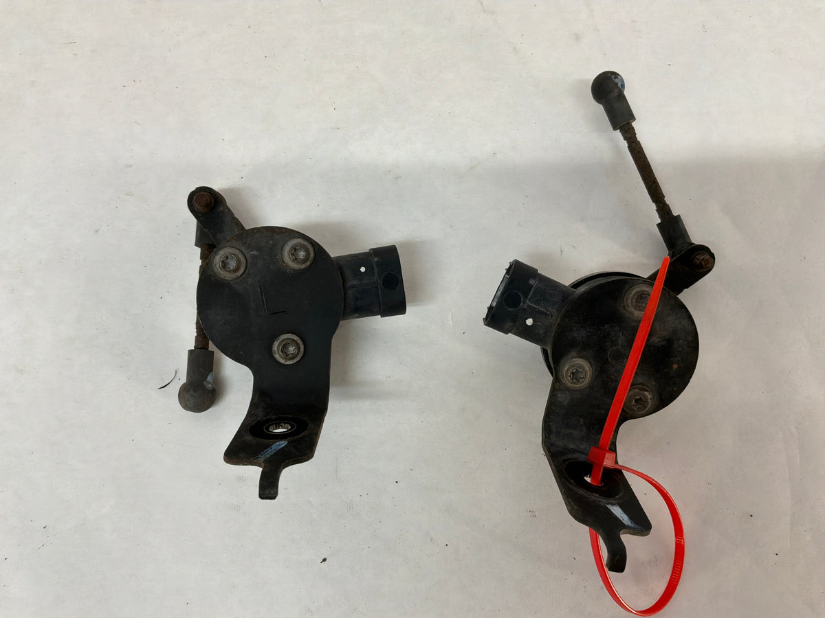2016 Cadillac CTS-V RH & LH Front Suspension Ride Heigh Sensor OEM