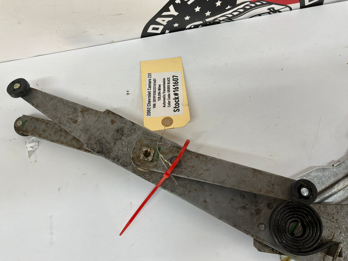 2002 Chevy Camaro Z28 RH Passenger Window Regulator Motor OEM