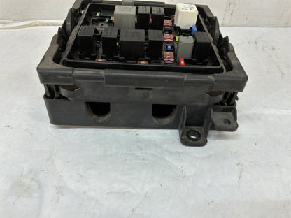 2017 Chevrolet SS Sedan Engine Bay Fuse Relay Wiring Wire Harness Junction Box Block Cover OEM