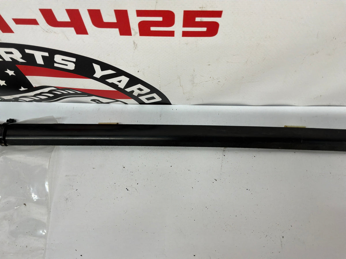 2006 Pontiac GTO LH Driver Window Door Belt Molding Weather Strip Trim OEM