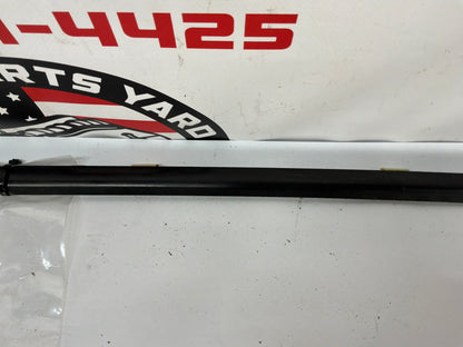 2006 Pontiac GTO LH Driver Window Door Belt Molding Weather Strip Trim OEM