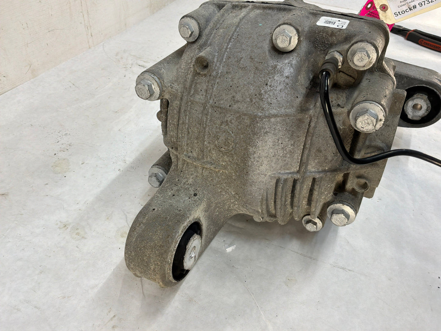 2014 Chevy Caprice PPV Rear End Rearend Carrier Differential 2.92 LSD OEM