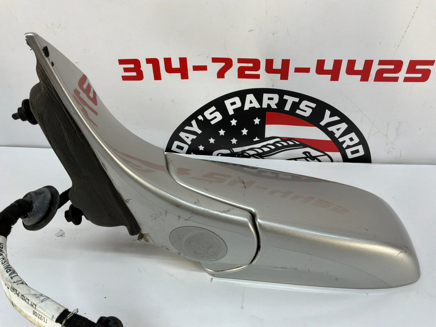 2006 Cadillac CTS-V LH Driver Exterior Mirror OEM Silver